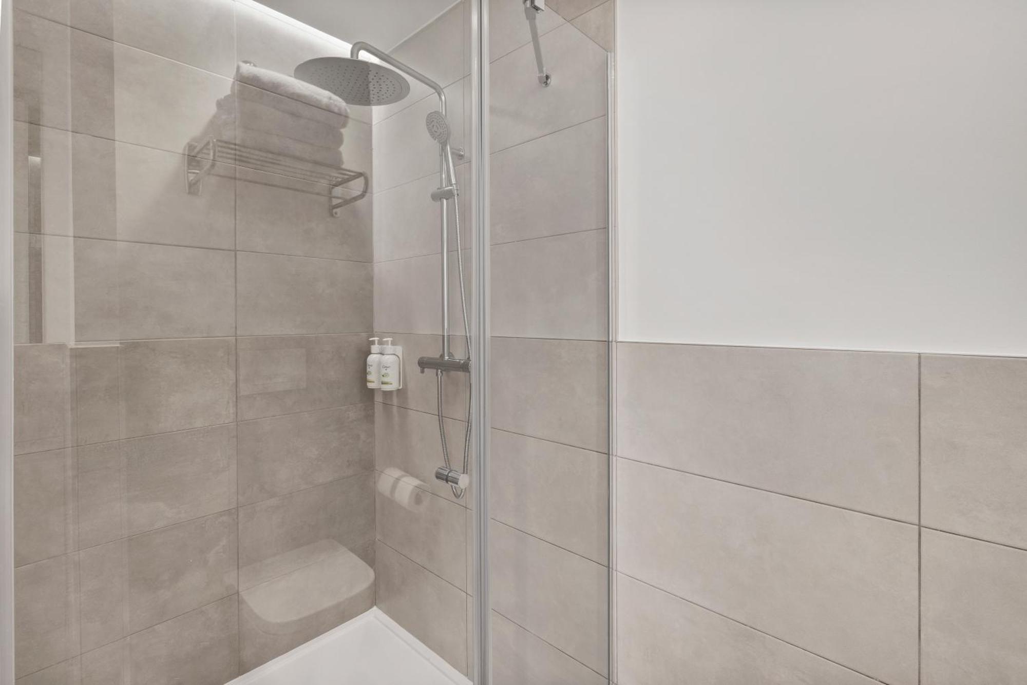 B&B Hotel Madrid Fuenlabrada Retail Park Extérieur photo